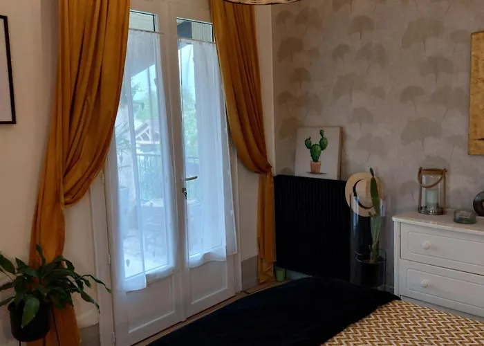 La Terrasse De Roxane